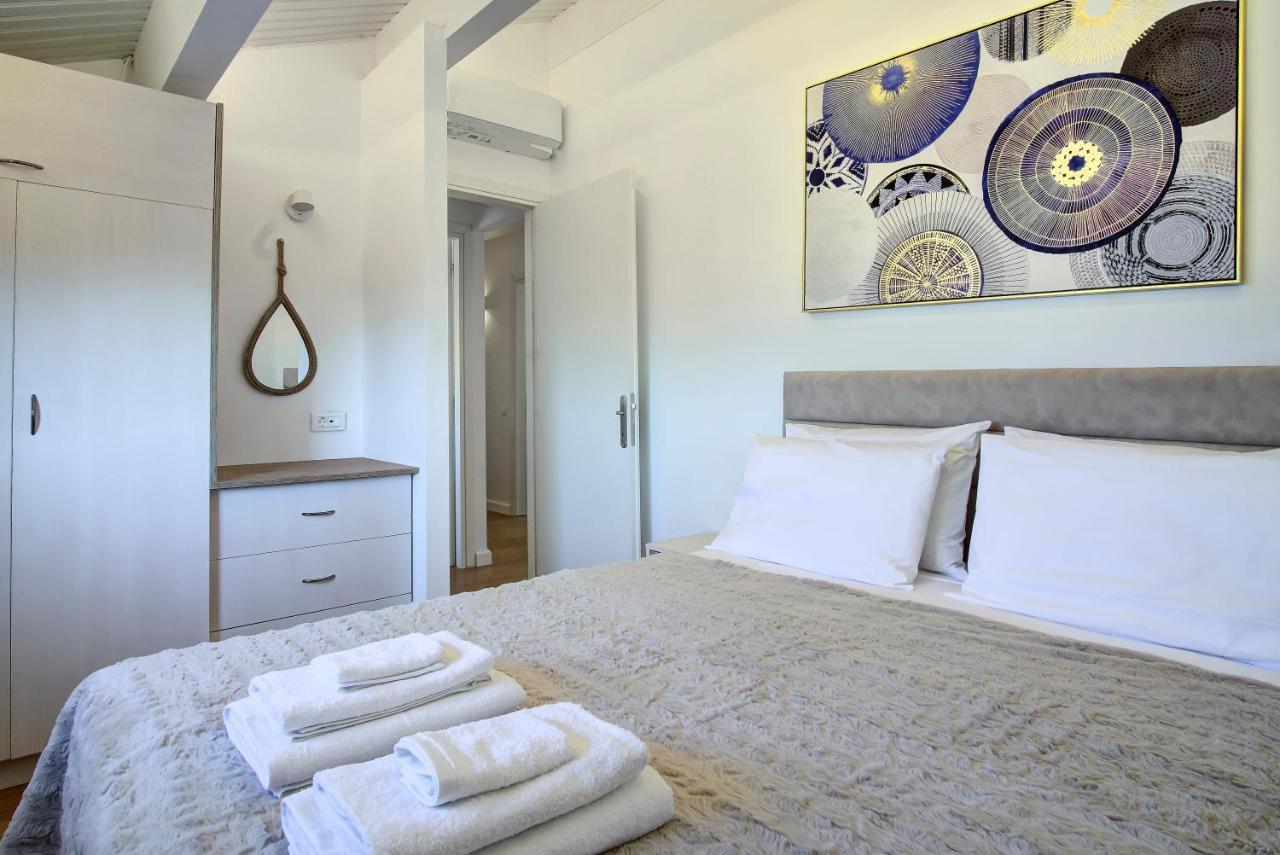 The Heritage Penthouse! Old City Centre Corfu  Exteriör bild