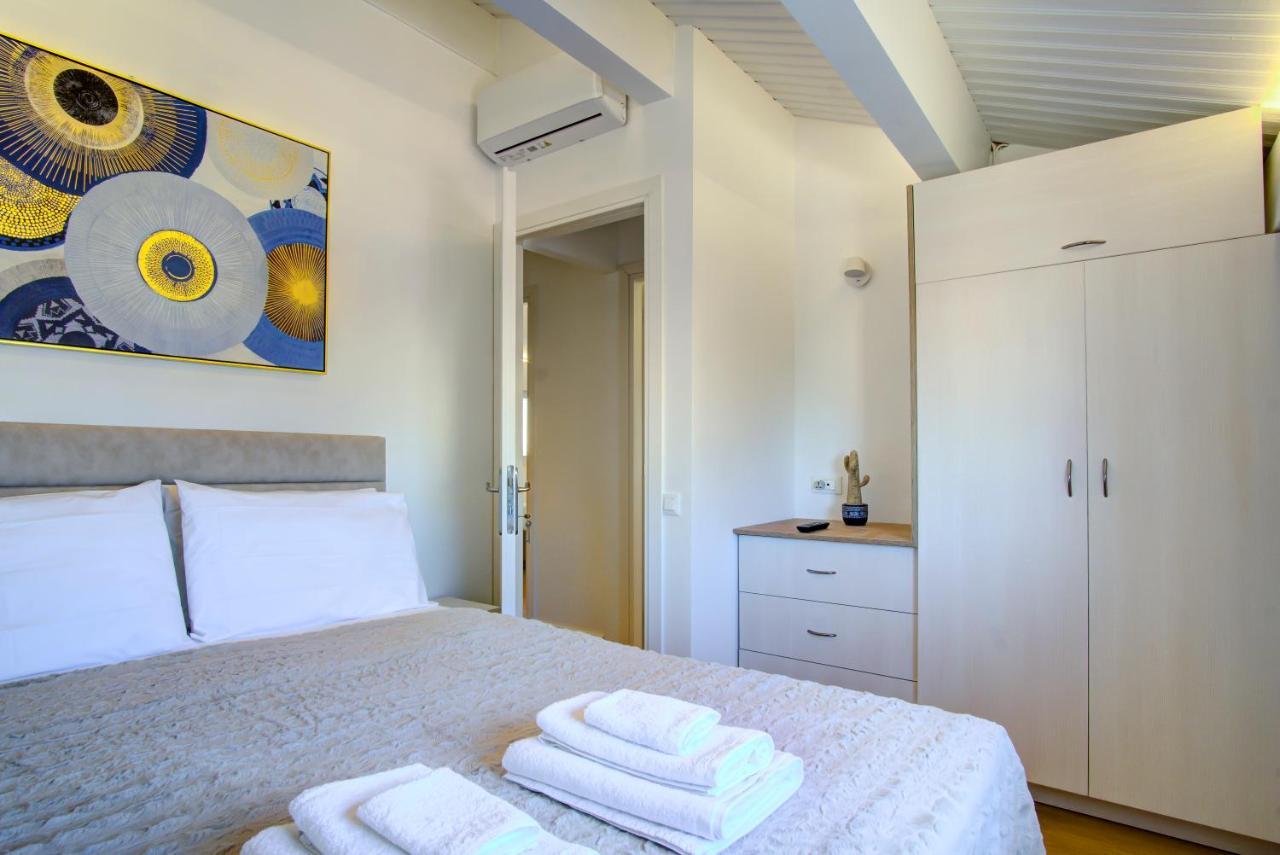 The Heritage Penthouse! Old City Centre Corfu  Exteriör bild