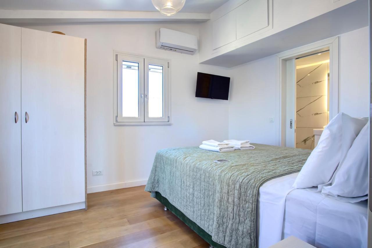 The Heritage Penthouse! Old City Centre Corfu  Exteriör bild